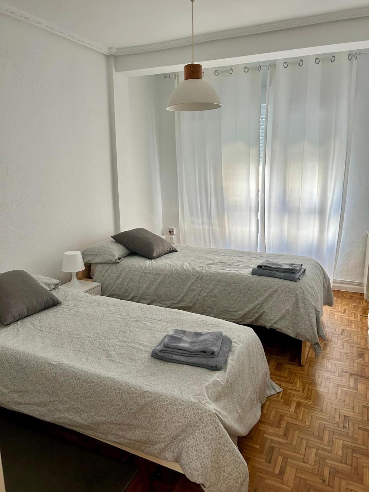 Piso Reformado En El Centro De Santander Appartement Buitenkant foto